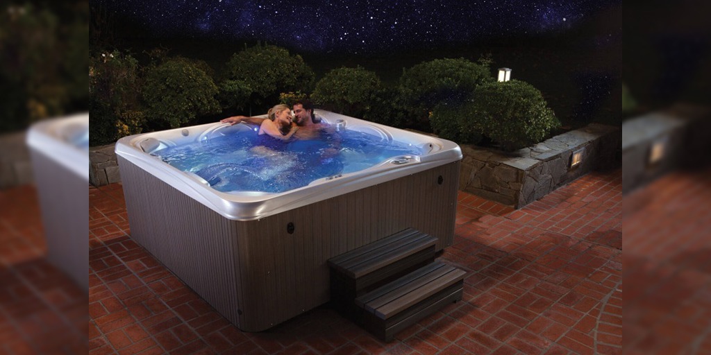 Discover the Amazing Health Benefits of Hot Tub Hydrotherapy